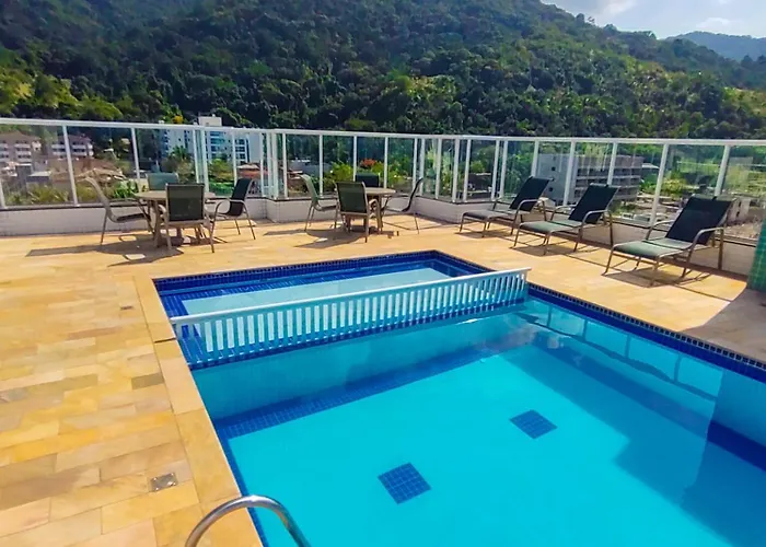 s a 200m praia das Toninhas - Condomínio Vista Verde | Piscina na Cobertura com vista Espetacular